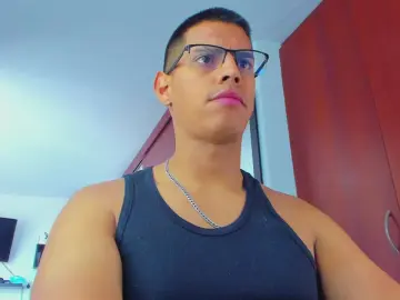 Cam4 Live Sex of John_pmr