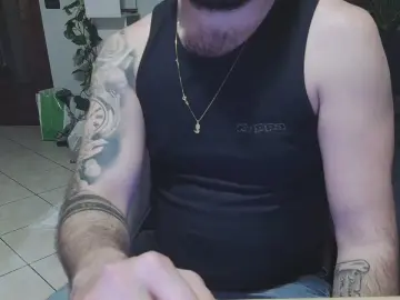 Cam4 Live Sex of baradello91