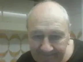 Cam4 Live Sex Cam of Niceoldcum