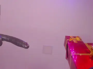 Cam4 Adult Video Chat of ValentinoMoreti