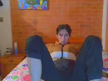 Cam4 Adult Webcam of johan70sexy