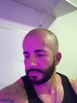 Cam4 Nude Webcam of guto356