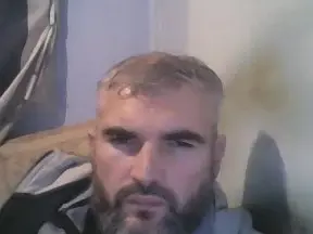 Cam4 Private Sex Chat of mecsexy