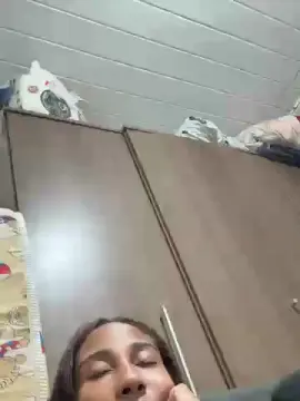 Cam4 Nude Webcam of Morenadanoite67