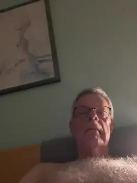 Cam4 Free Porn Cam of cumboy63