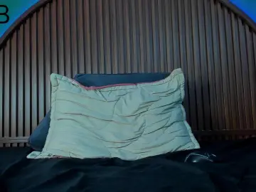 Hairy_and_dirty from cam4