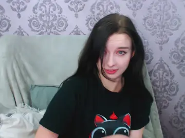 DominantLuna from cam4