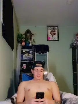 Cam4 Watch Live Sex Cams of STR8CHILLZ