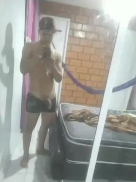 Cam4 Adult Video Chat of boy_hot21