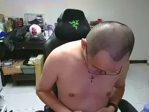 Cam4 Free Porn Cam of omron15