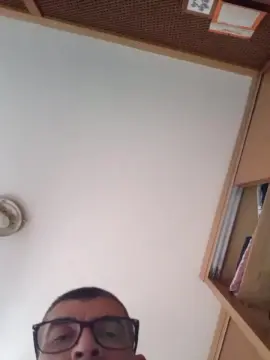 Cam4 Live Sex Cam of Antonyoluiz