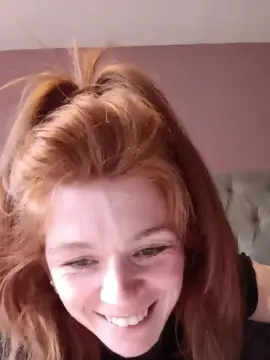 Cam4 Live Porn of Housewife_Kirst