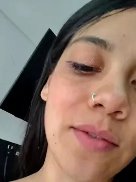 Cam4 Free Live Porn of sweet_scarlett_