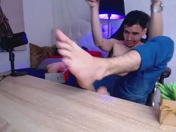 Cam4 Sex Cam of Marcus_Hanks