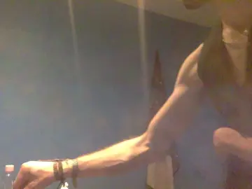 Cam4 Live Sex Cam of Max_nutt