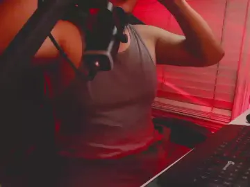 Cam4 Free Porn Cam of Tu_ReyAmor