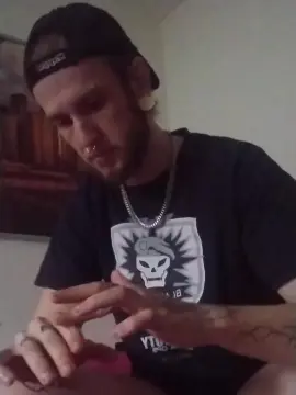 Cam4 Free Live Porn of ToffiT1