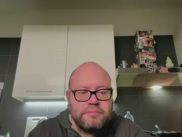 Cam4 Watch Live Sex Cams of BearBoy78