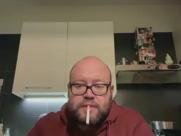 Cam4 Live Porn of BearBoy78