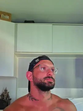 Cam4 Live Sex of RafaBR82