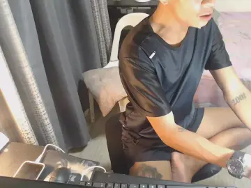 Cam4 Free Live Porn of itzzmee_kirk