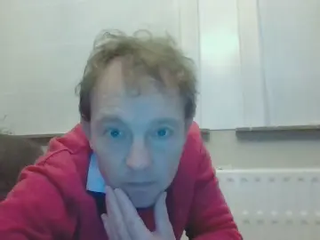 Cam4 Live Sex of bertolini83