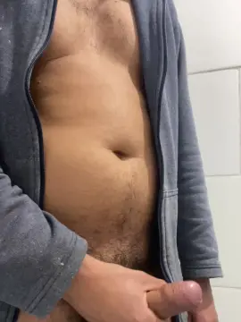 bigballslatino1 from cam4