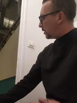 Cam4 Watch Live Sex Cams of Snakeseb