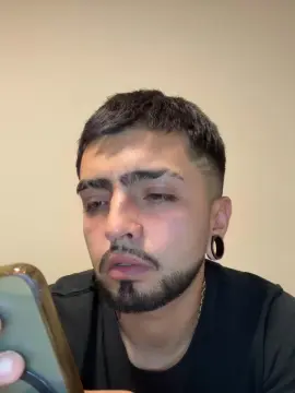 Cam4 Free Porn Cam of levi_rentboy