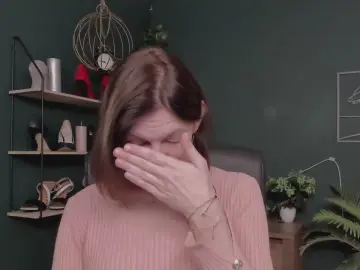 Cam4 Free Porn Cam of Vivian_Heart