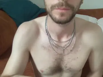 Cam4 Sex Cam of Tommm_