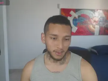 Cam4 Live Sex of LucaVanden