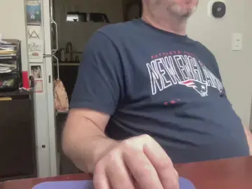 Cam4 Free Live Porn of BoredMale34