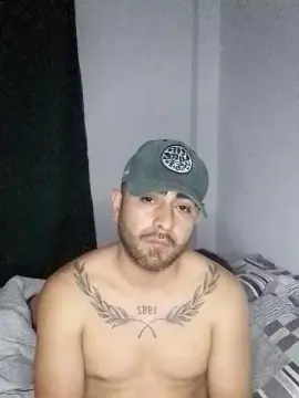 Cam4 Nude Webcam of Elmorocho33