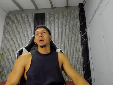 Cam4 Free Porn Cam of Matheo_Fit