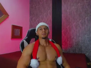 Cam4 Free Live Porn of Matheo_Fit