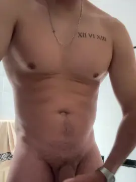 Cam4 Nude Webcam of Bautista_7