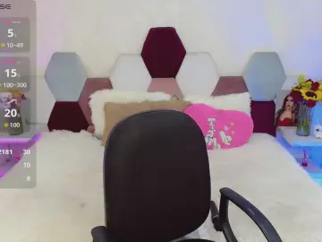 Cam4 Sex Cam of miss_adriana43