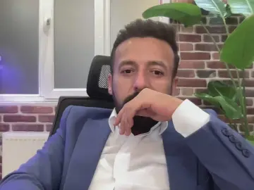 Cam4 Watch Live Sex Cams of AktOnly