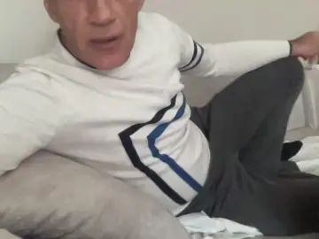 Cam4 Live Sex of AktOnly