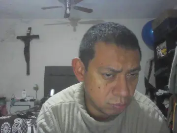 bycarlos00 from cam4