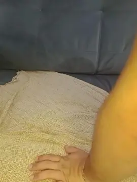 Cam4 Free Live Porn of MrDom1986