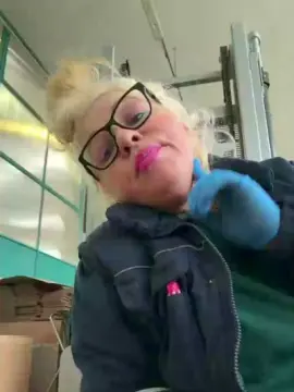 Cam4 Live Sex of cagna25