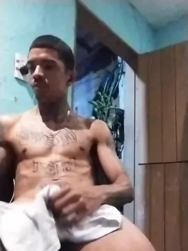 Cam4 Free Live Porn of Foguinho85