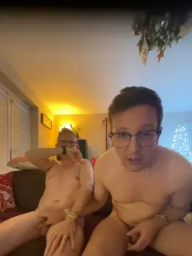 Cam4 Sex Chat of cheekycheeky1