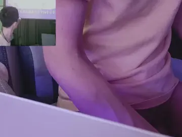 Cam4 Live Sex of anoz703