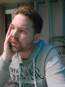 Cam4 Free Live Porn of tomsauwer