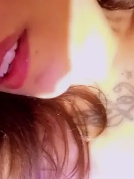 Cam4 Free Live Porn of Charlott31