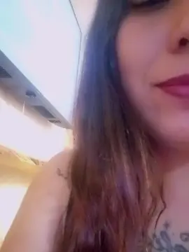 Charlott31 from cam4