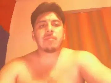 Cam4 Live Sex of matiaslol666